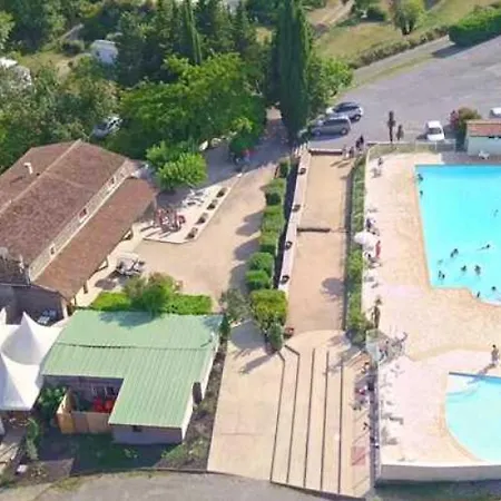 3 Etoiles - Piscine - Eebbda