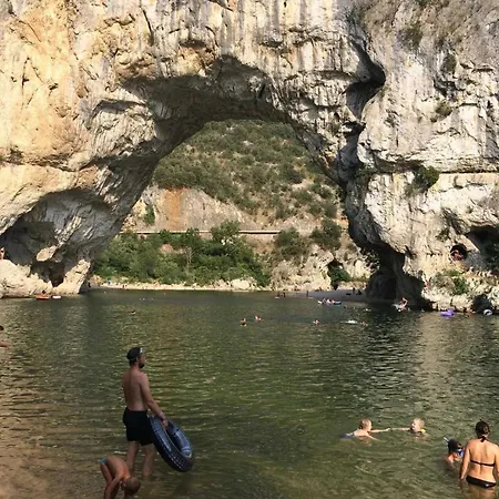 3 Etoiles - Piscine - Eebbda *